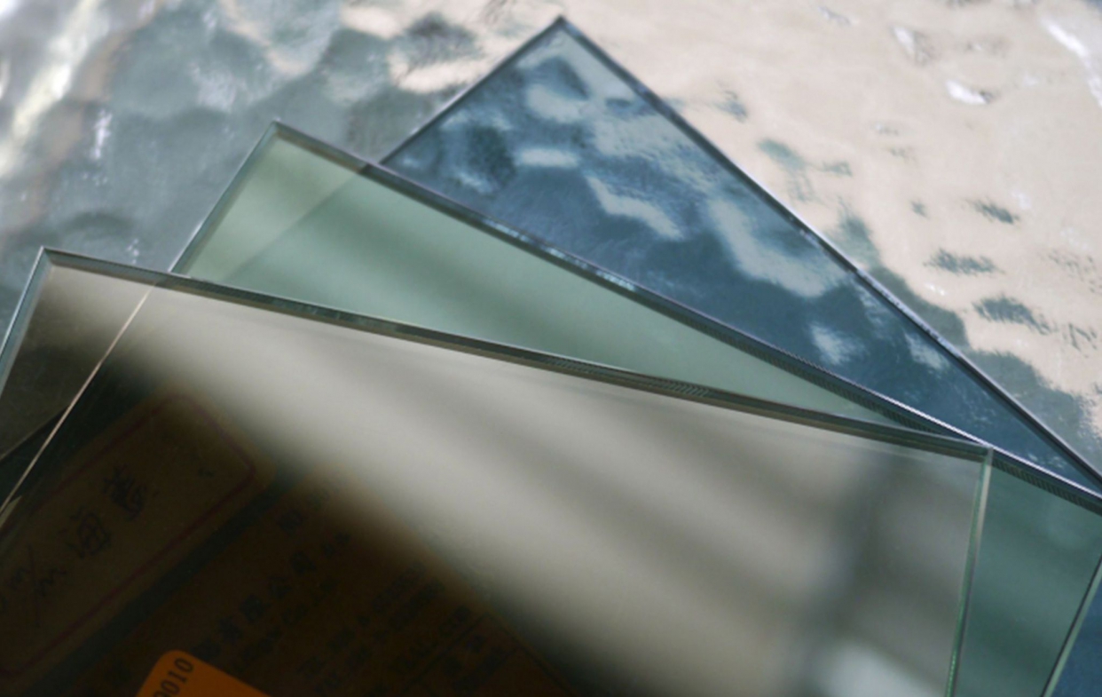 依靠專業師傅技術施工