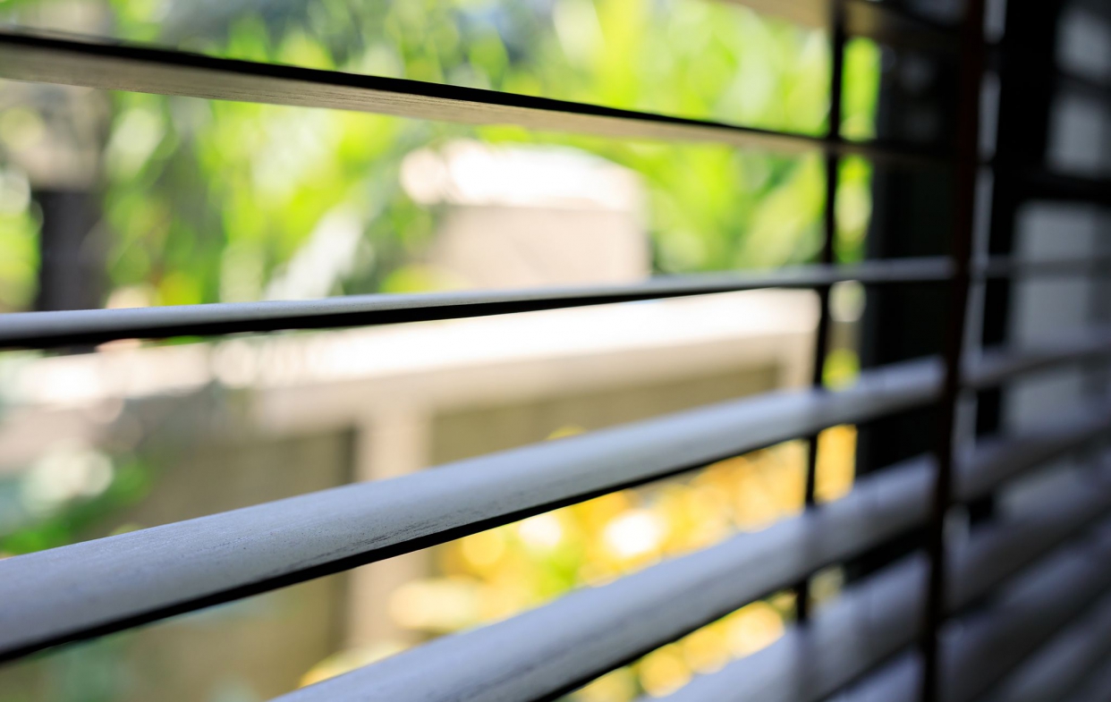 依靠專業師傅技術施工