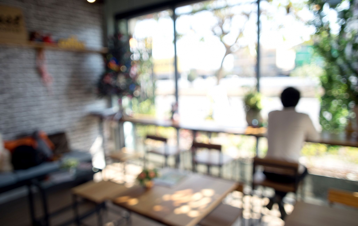 依靠專業師傅技術施工