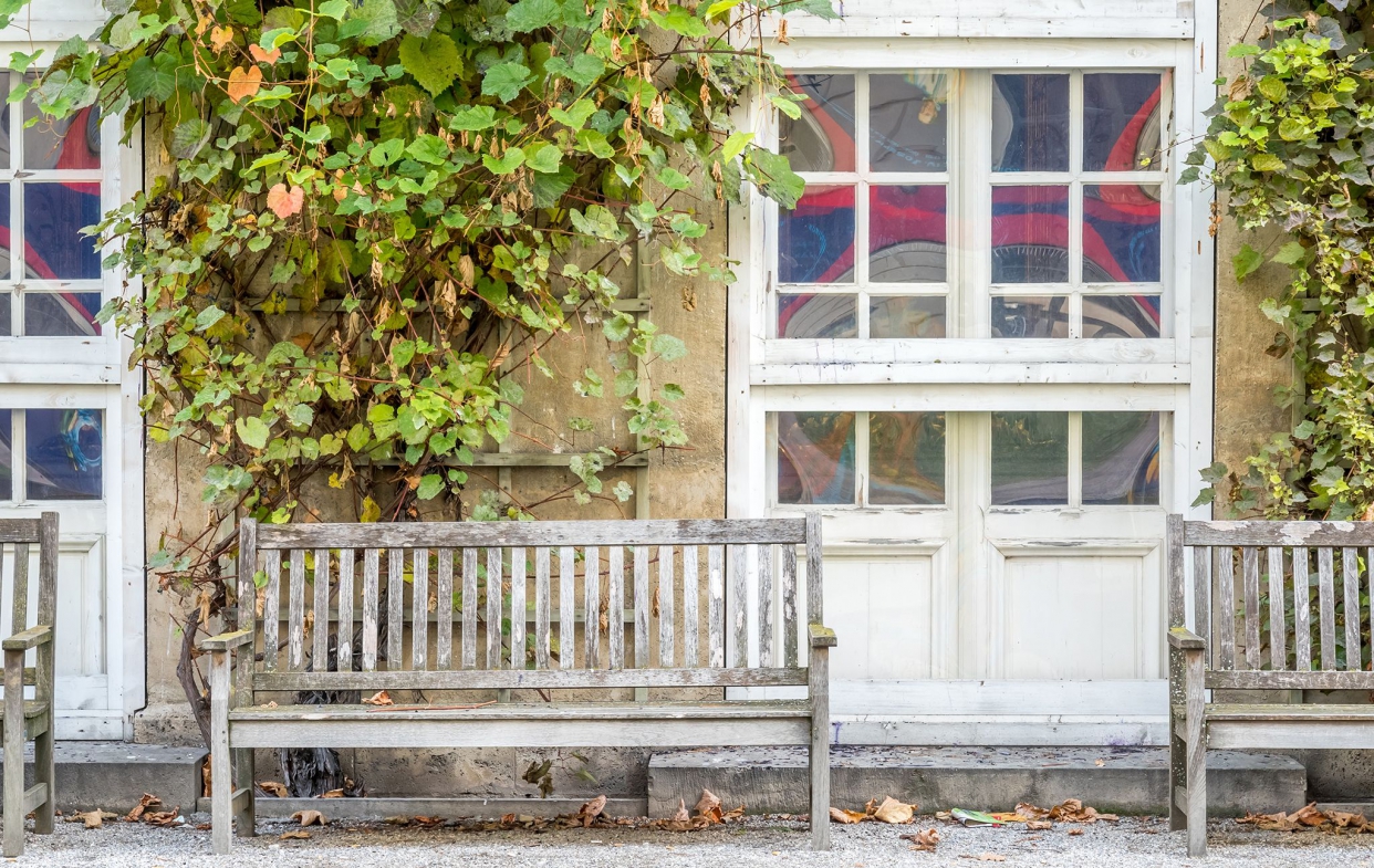 依靠專業師傅技術施工