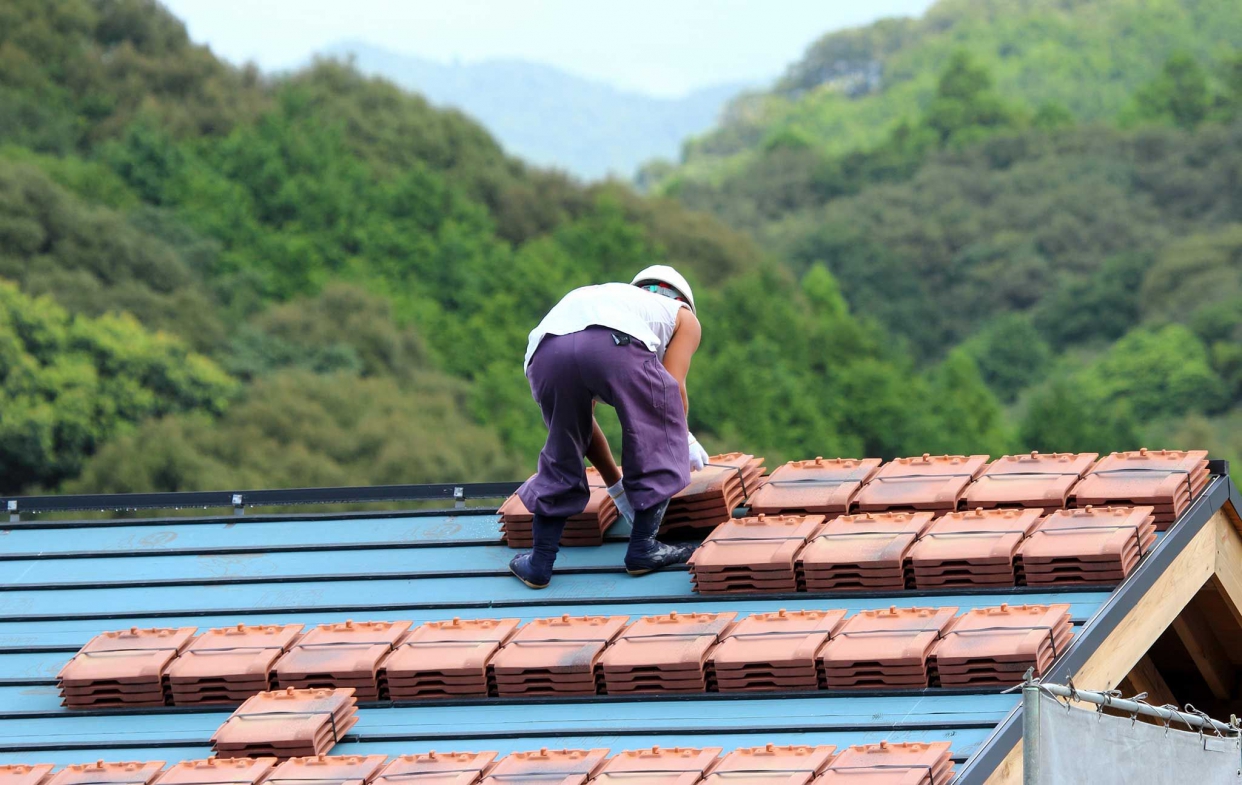 自地自建流程：室內裝修工程
