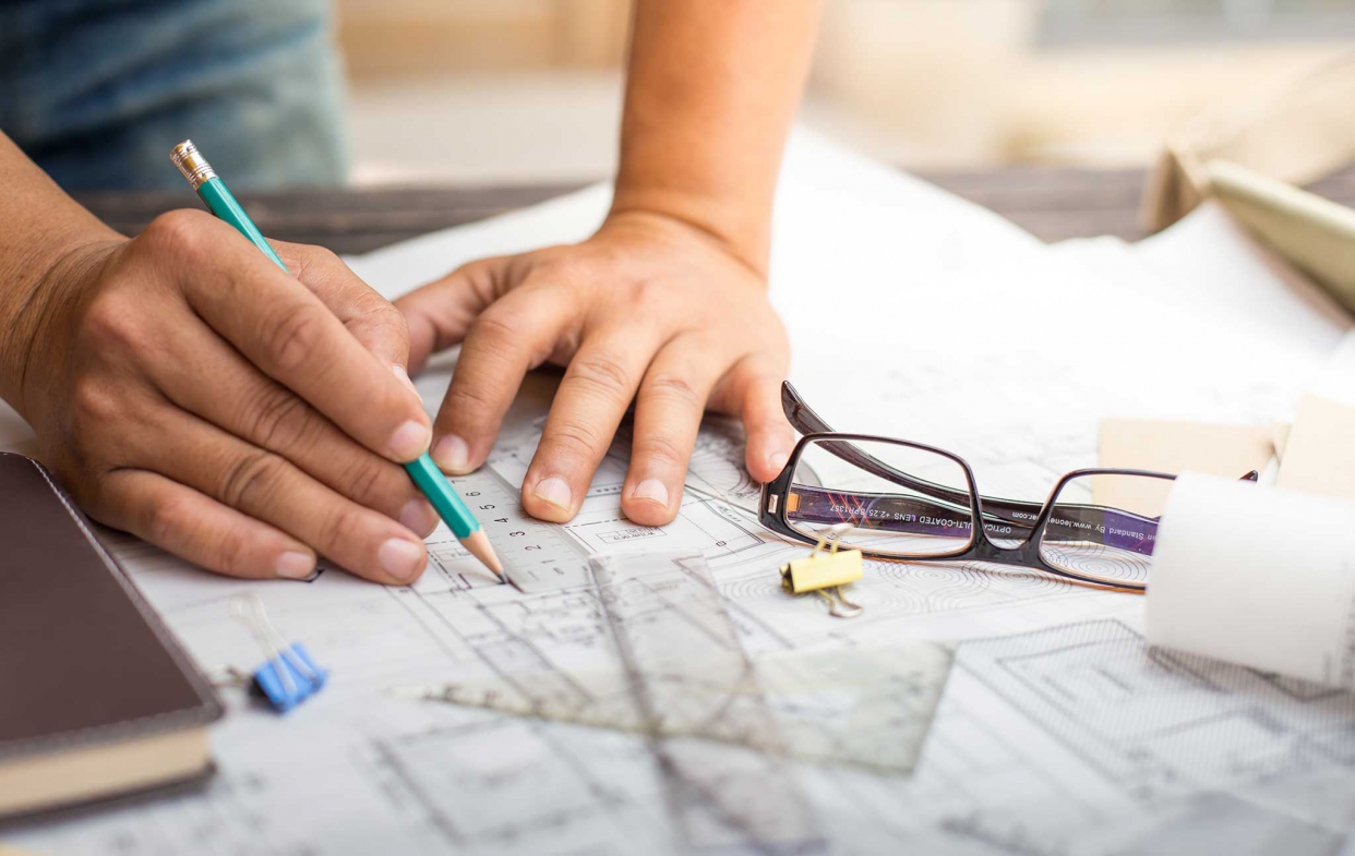 自地自建流程：很多規劃與安排須好好完成