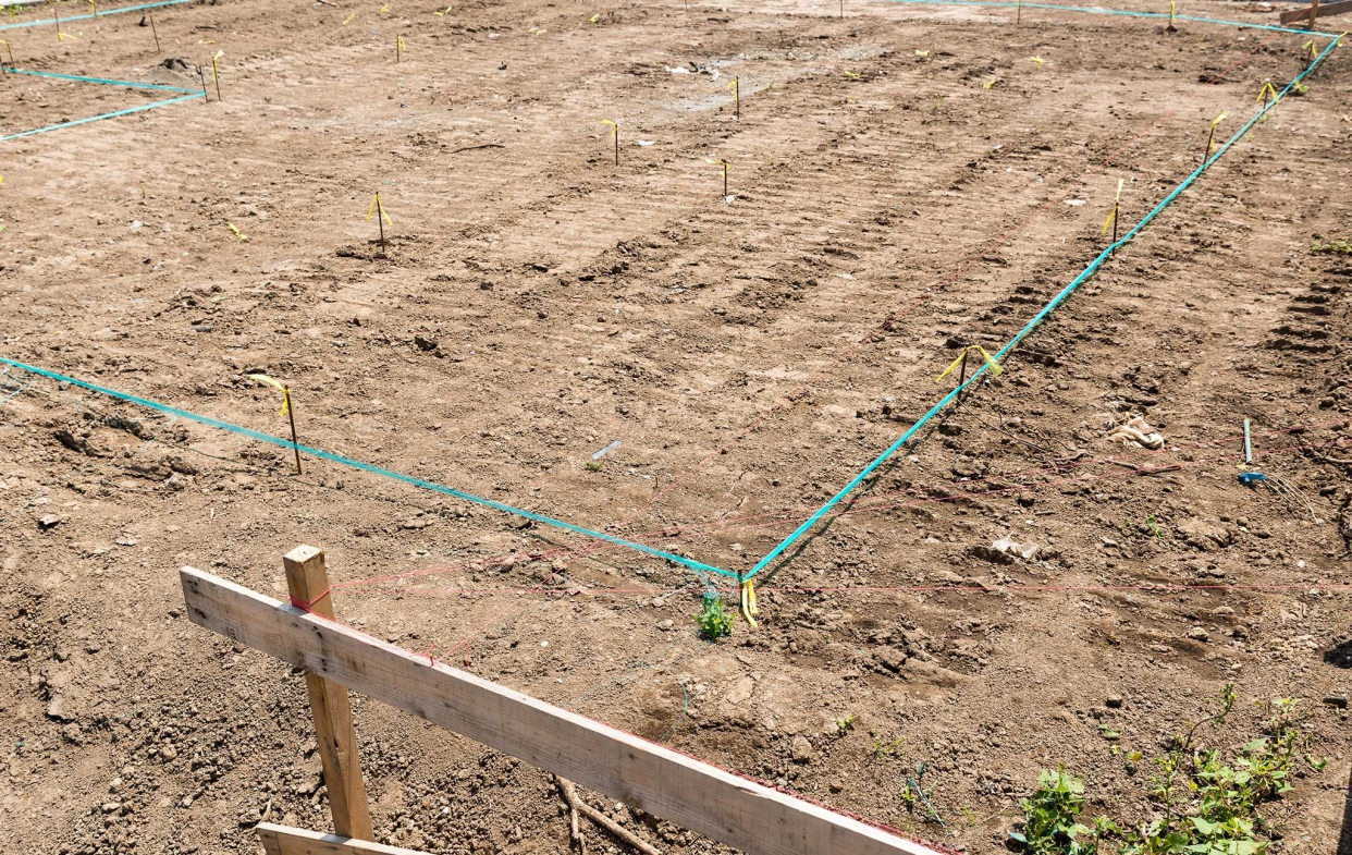 自地自建流程：需要人員勘驗