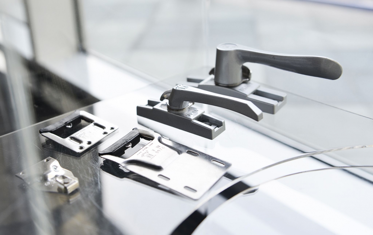 鋁門窗安裝-五金配件用途