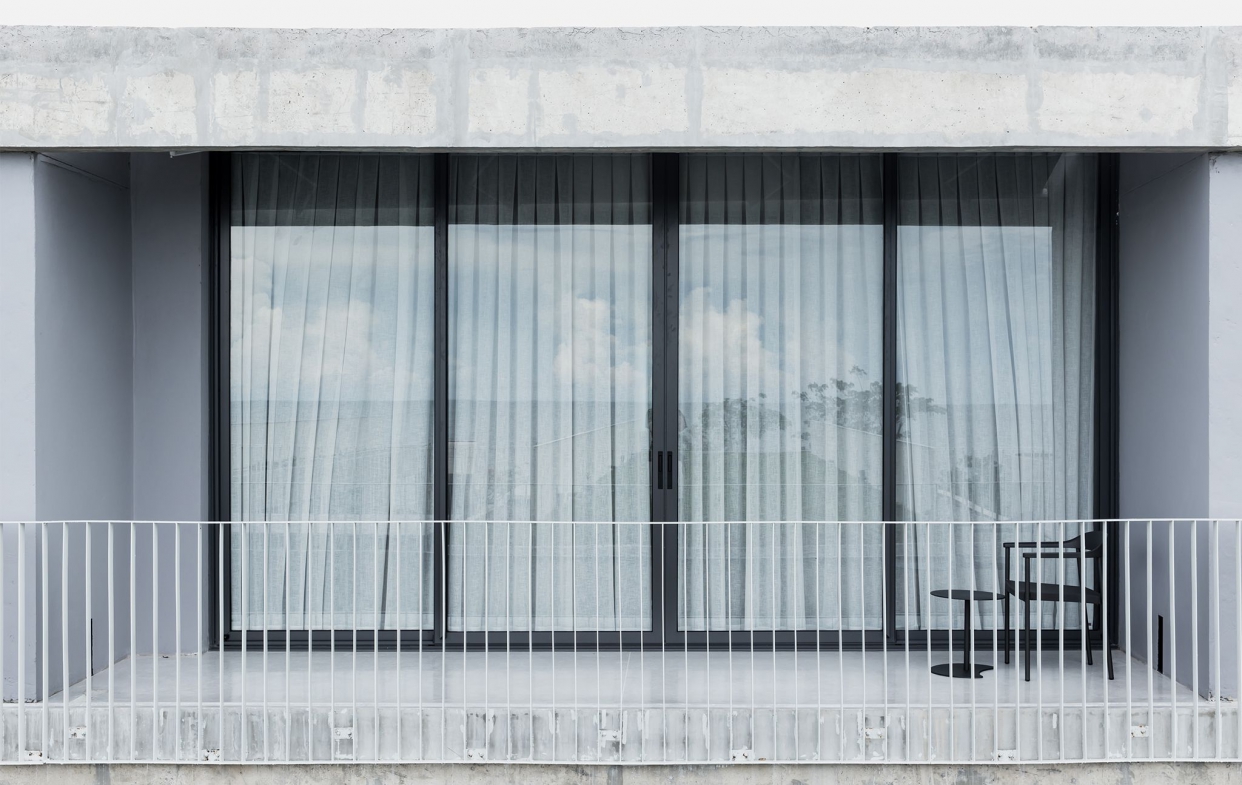 若風吹過時有口哨聲,代表氣密窗配件銜接處有縫隙