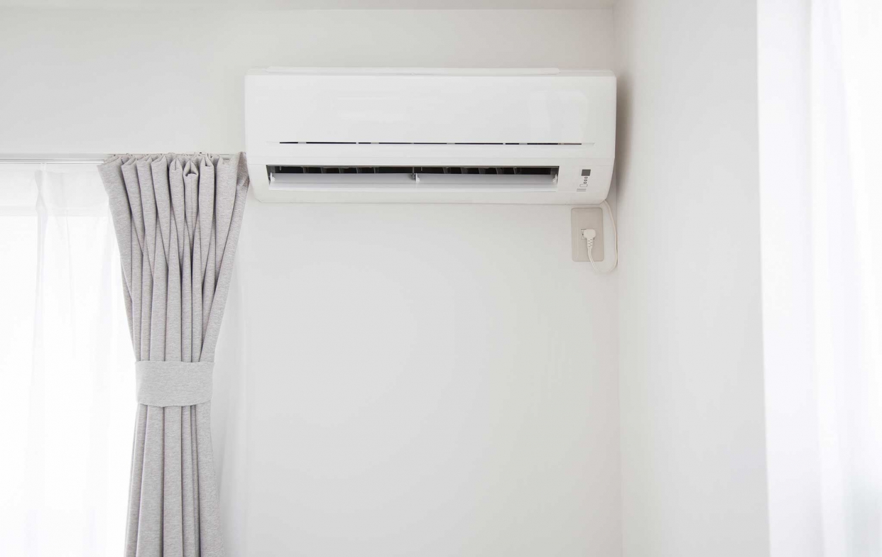 建議將冷氣安裝於室外或安裝分離式冷氣,能使隔音效果發揮功用
