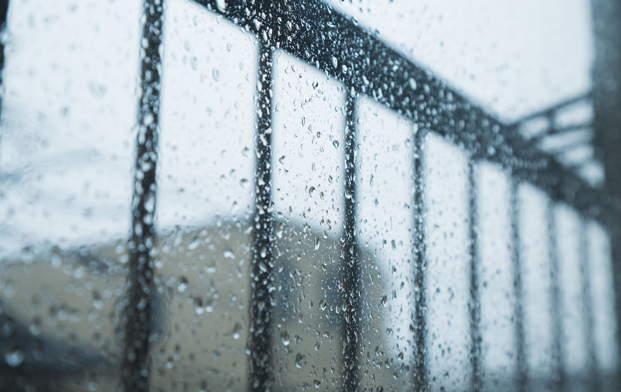 依靠專業師傅技術施工