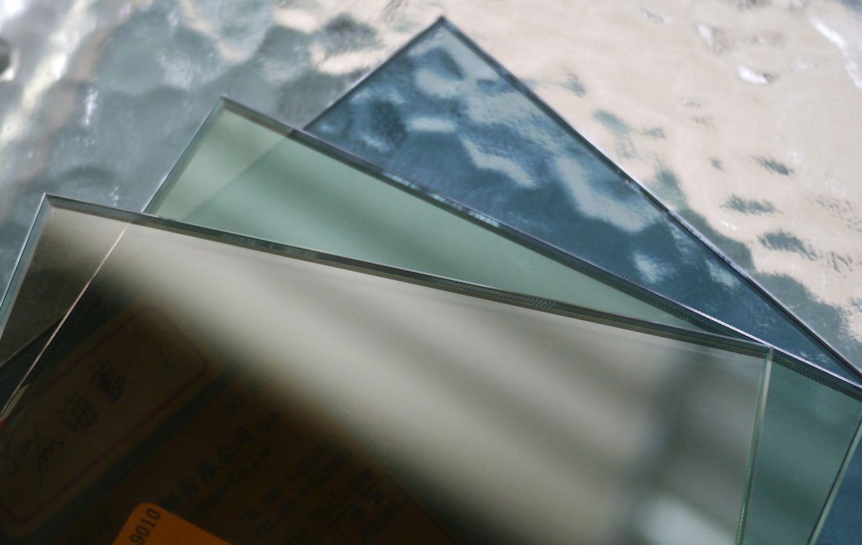 氣密窗推薦-反射玻璃