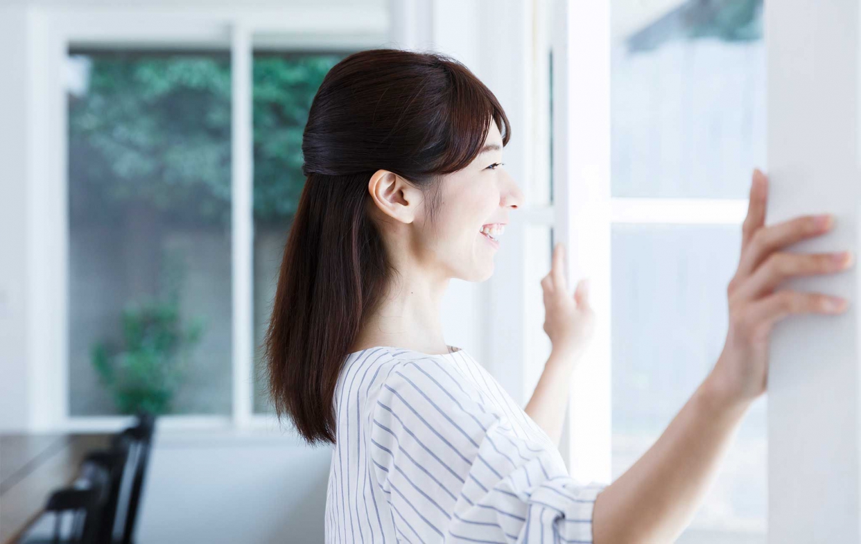 鋁門窗更換、加裝情境：通風不良對於氣密窗有漏風、滲水疑慮。