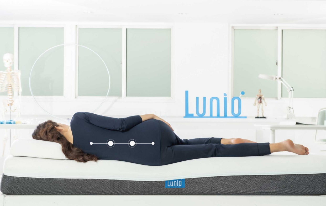 天然乳膠床墊柔軟的特性能夠完全服合身型