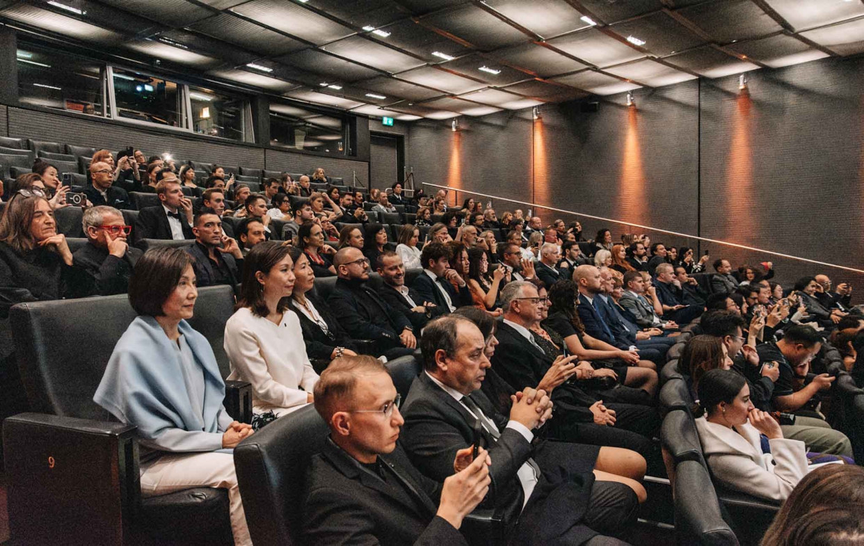 典禮會議廳座無虛席