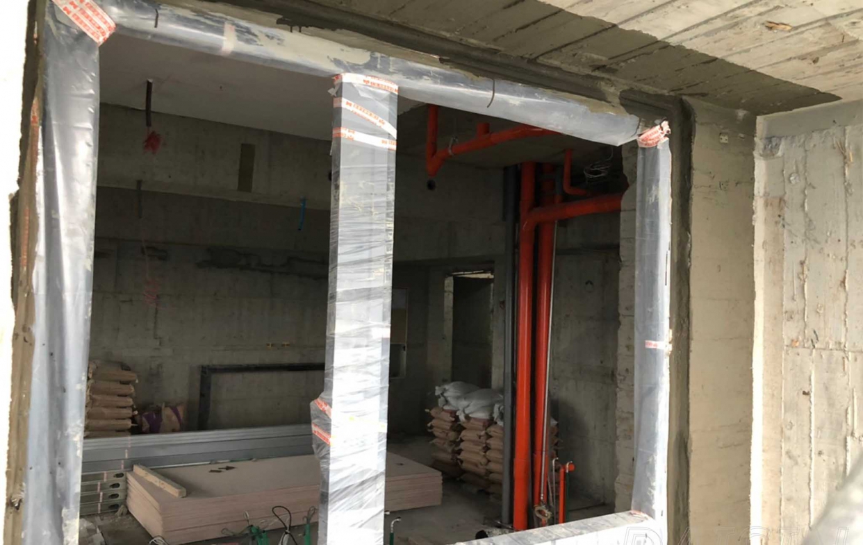 C-300分色塗佈第一道