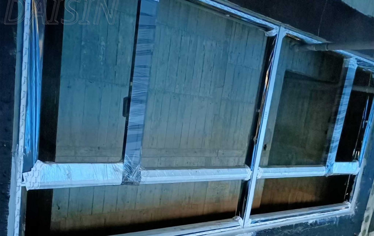 C-300分色塗佈第二道