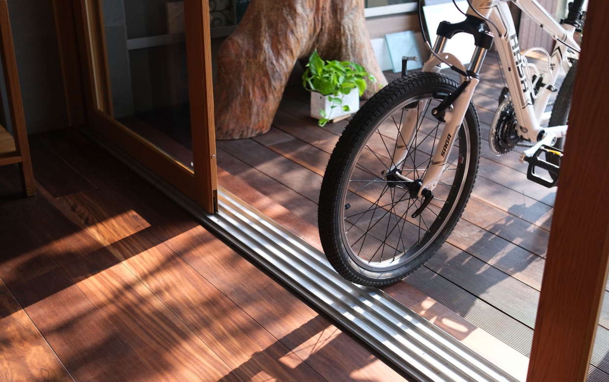 無障礙氣密落地窗