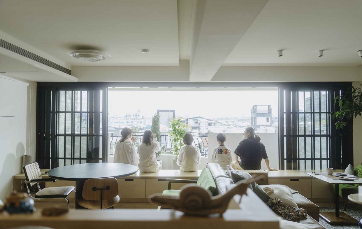 客廳氣密落地窗