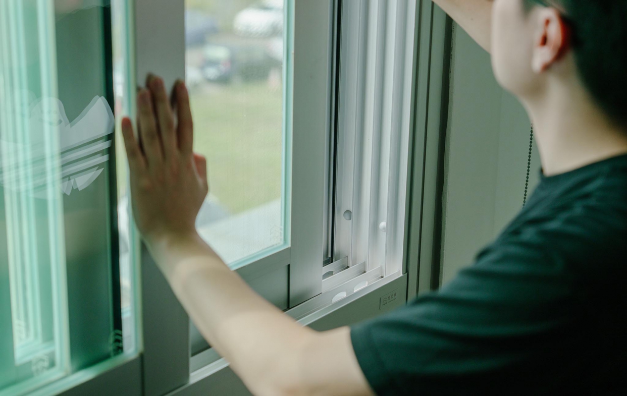 一體成型雙層窗