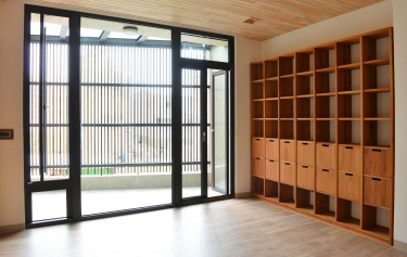 王牌全天候隔音氣密橫拉窗(客廳通風窗)