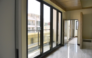 王牌全天候隔音氣密橫拉窗(四拉落地窗)