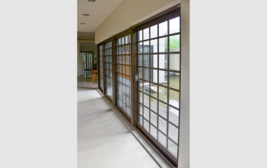 王牌全天候隔音氣密8510型橫拉窗