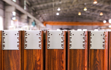 強化框體結構配件，避免窗框變型