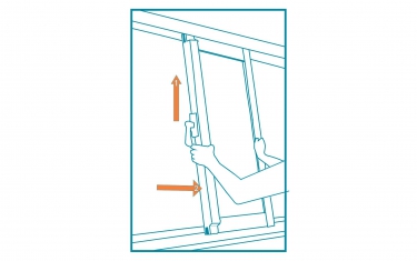 全天候橫拉窗窗扇內拆方式-6.雙手捉緊窗扇向上提，往室內方向拆卸