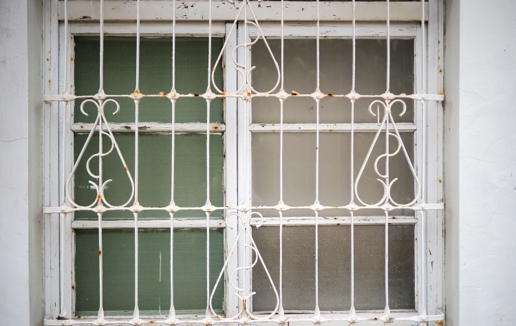 防盜鐵窗是妨礙逃生